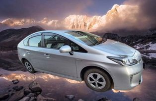 - Prius, 2012