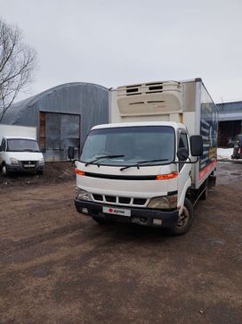   Hino Dutro 2002 , 1750000 , 