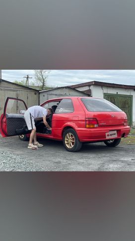  3  Toyota Corolla II 1994 , 200000 , 