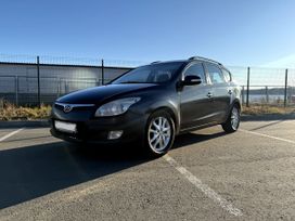  Hyundai i30 2010 , 500000 , 