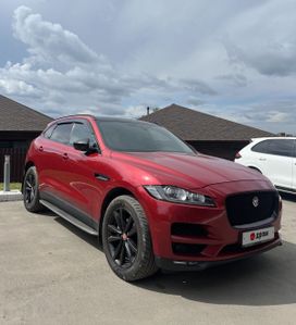  F-Pace, 2016