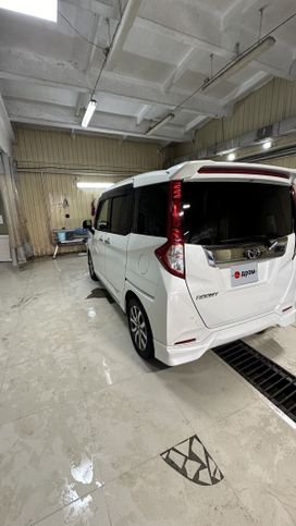  Toyota Roomy 2018 , 900000 , 