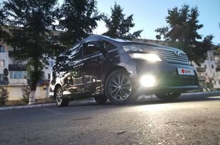    Toyota Vellfire 2010 , 2254000 , 