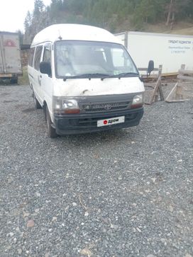    Toyota Regius Ace 2002 , 500000 , 
