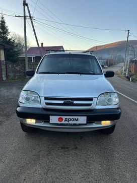 SUV   Chevrolet Niva 2008 , 450000 ,  