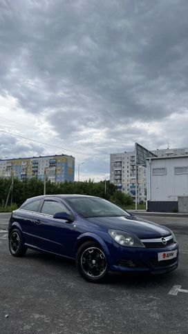  3  Opel Astra GTC 2009 , 590000 , 