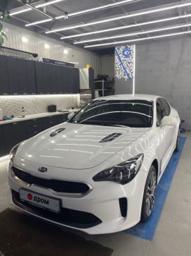  Kia Stinger 2018 , 2600000 , 