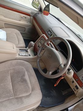  Toyota Progres 2001 , 450000 , -