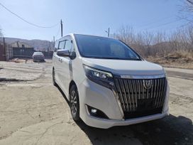    Toyota Esquire 2017 , 2200000 , 