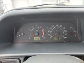  3   2113  2010 , 370000 , 