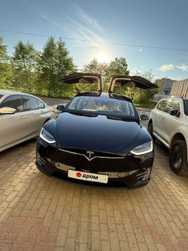 SUV   Tesla Model X 2018 , 5500000 , 