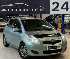  Toyota Vitz 2010 , 737000 , 