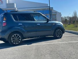  Kia Soul 2010 , 900000 , 