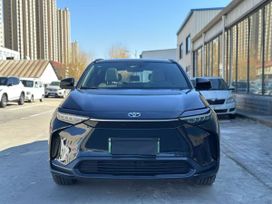 SUV   Toyota bZ4X 2022 , 2700000 , 