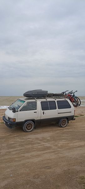    Toyota Town Ace 1989 , 375000 , 