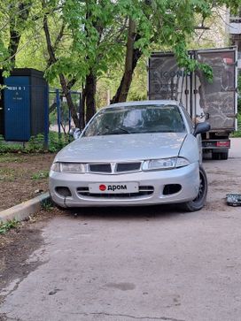  Mitsubishi Carisma 1998 , 250000 , 