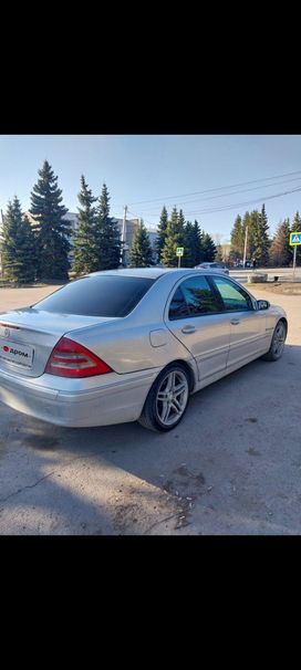  Mercedes-Benz C-Class 2000 , 448000 , 