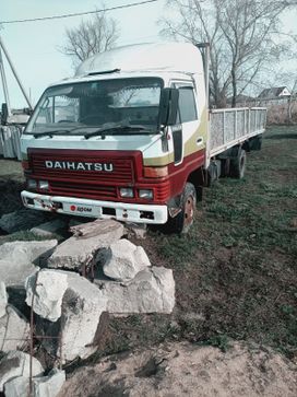   Daihatsu Delta 1993 , 220000 , 