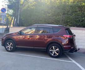 SUV   Toyota RAV4 2017 , 2650000 , 