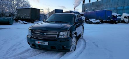 SUV   Chevrolet Tahoe 2011 , 2400000 , 