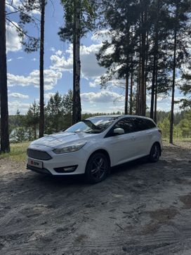  Ford Focus 2015 , 900000 , 