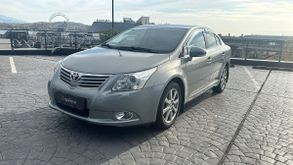  Avensis, 2010