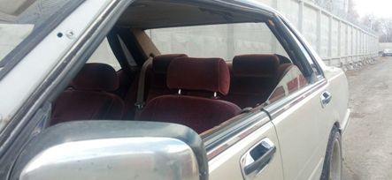  Nissan Gloria 1990 , 280000 , 