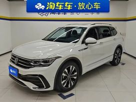 SUV   Volkswagen Tiguan 2022 , 1800000 , 
