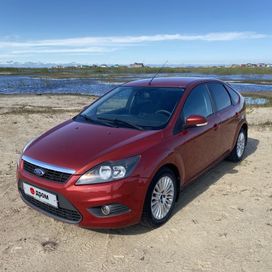 - Ford Focus, 2008