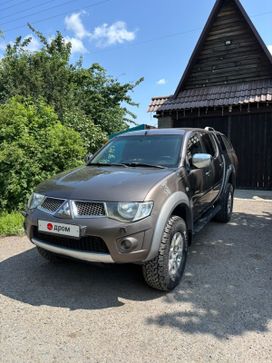  Mitsubishi L200 2011 , 1670000 , 