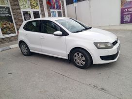  Volkswagen Polo 2011 , 700000 , 