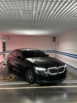  BMW 5-Series 2023 , 9000000 , 
