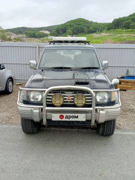 SUV   Mitsubishi Pajero 1996 , 900000 , 