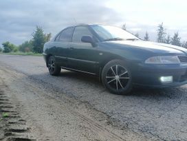  Mitsubishi Carisma 2001 , 220000 , 