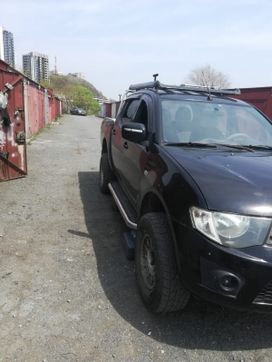  Mitsubishi L200 2011 , 1000000 , 