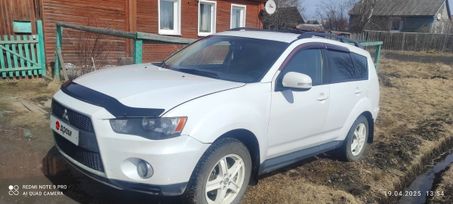 SUV   Mitsubishi Outlander 2011 , 870000 , 