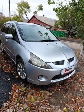    Mitsubishi Grandis 2008 , 700000 , 