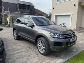 SUV   Volkswagen Touareg 2012 , 2030000 , 