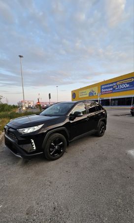 SUV   Toyota RAV4 2020 , 3850000 , -