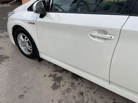 Toyota Prius 2011 , 1350000 , 