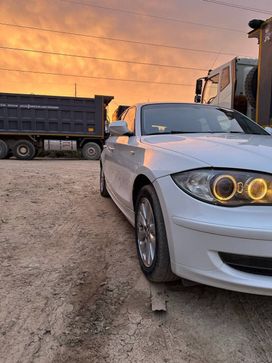  BMW 1-Series 2010 , 900000 , 