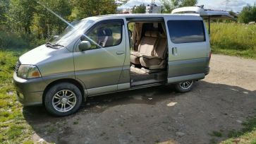    Toyota Granvia 2002 , 300000 ,  