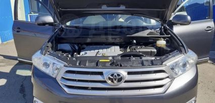SUV   Toyota Highlander 2012 , 2250000 , 