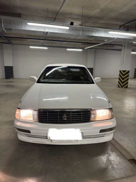  Toyota Crown 1995 , 330000 , 