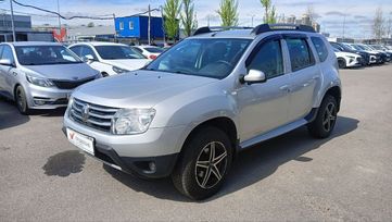 SUV   Renault Duster 2014 , 880000 , -