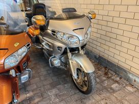   Honda Gold Wing 2005 , 977000 , 