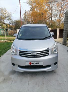    Toyota Noah 2012 , 1740000 , 