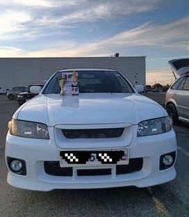  Nissan Avenir 2002 , 410000 , 