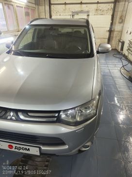 SUV   Mitsubishi Outlander 2012 , 1280000 ,  