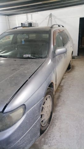  Nissan Avenir 2002 , 250000 , 
